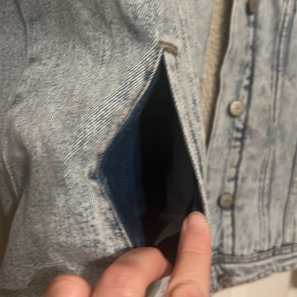 Old Navy Fleece Sherpa Lined Jean Jacket - Picture 4 of 6